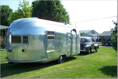 1952 Silver Streak Clipper