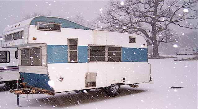 1966 Frolic 18 ft. travel trailer